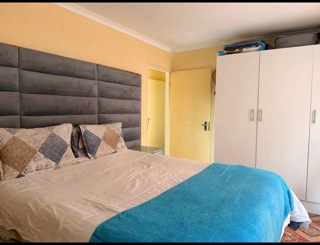 3 BEDROOM HOUSE FOR SALE IN TLHABANE WEST